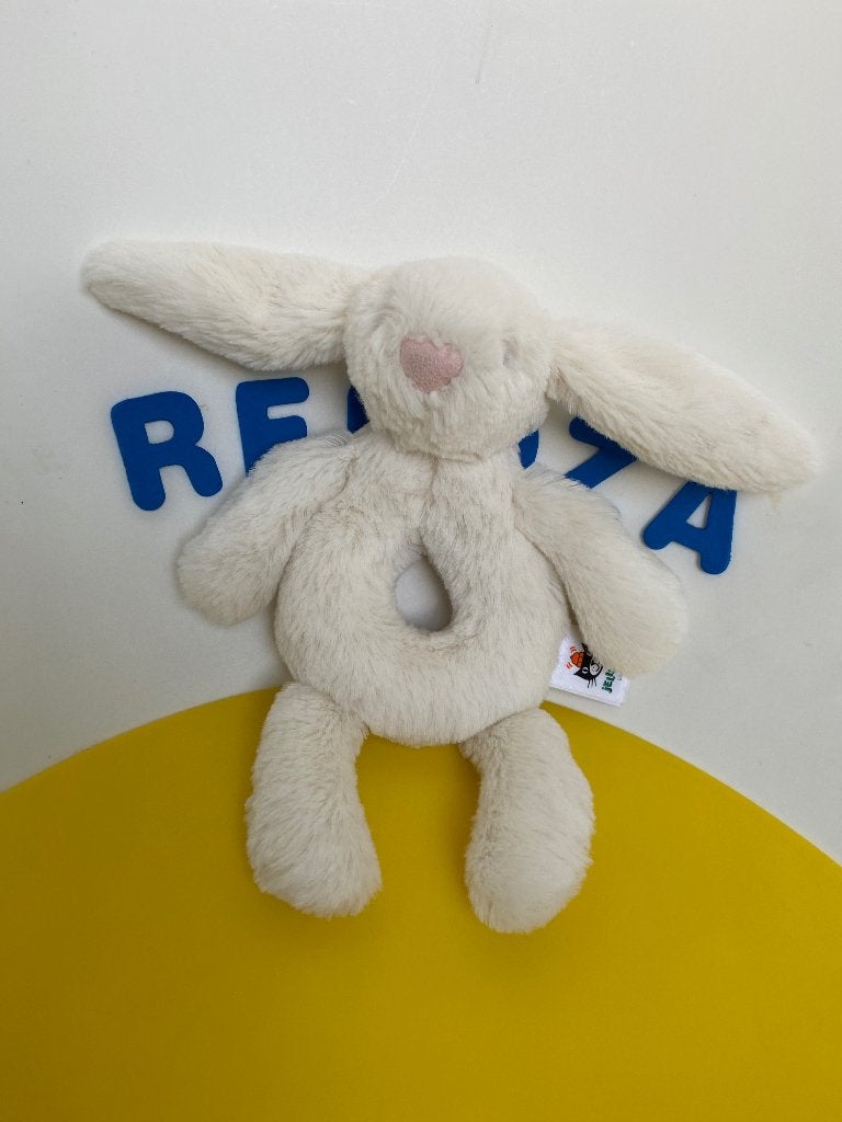 K1836 Jellycat Jelly cat rammelaar konijn, Ophalen of Verzenden, Zo goed als nieuw, Konijn
