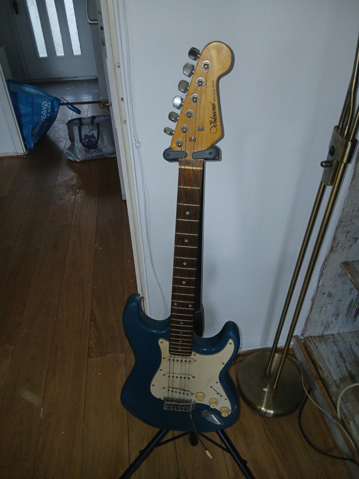 Volcano elektrische gitaar - Blauw, Solid Body, Muziek en Instrumenten, Ophalen, Gebruikt, Solid body, Overige merken