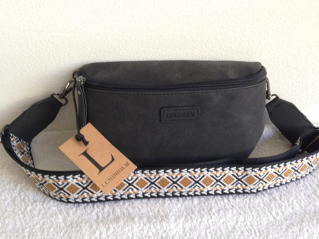 🖤LUNDHOLM Dames Zwart Heuptasje/ Crossbodytas met Riem., Overige merken, Zwart, Nieuw, Ophalen of Verzenden