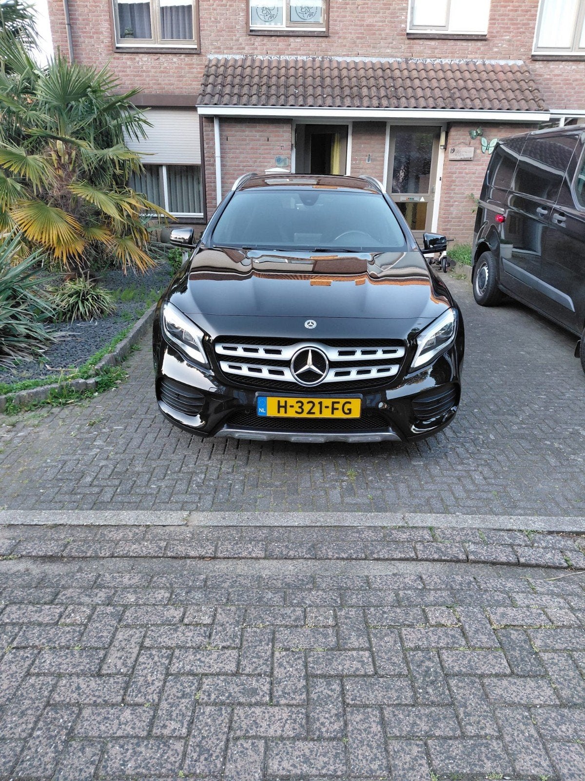 Mercedes-Benz GLA 250 211pk 7G-DCT 4Matic 2018zwart metallic, Auto's, Automaat, 15 km/l, Zwart, Zwart