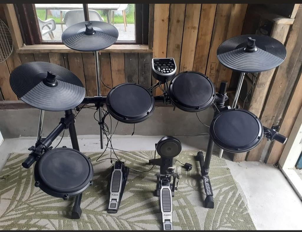 Alesis DM6 Elektronisch Drumstel - Compleet met Handleiding, Muziek en Instrumenten, Drumstellen en Slagwerk, Ophalen of Verzenden