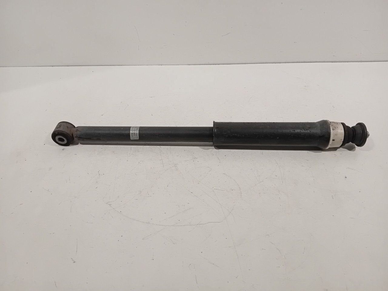 Schokbreker links achter Renault Clio, Auto-onderdelen, Onderdelen@venauto.nl, Van der Ven Autorecycling B.V., Gebruikt, Ettenseweg 76, 4706 PB Roosendaal, The Netherlands
