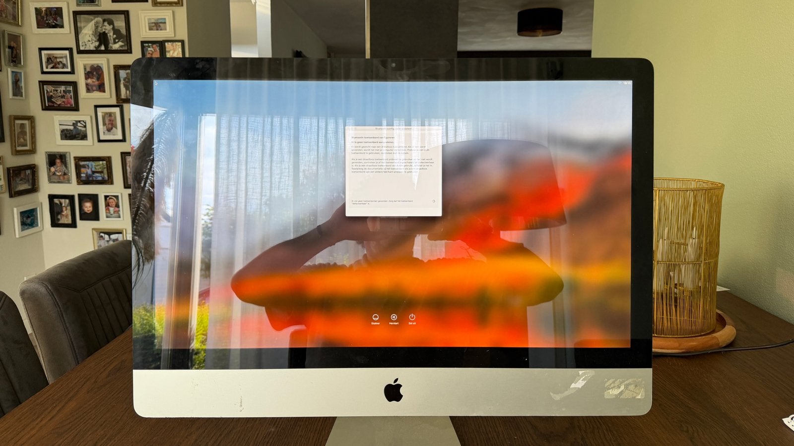 iMac 2011 - Vergrendeld (wachtwoord vergeten), Computers en Software, Apple Desktops, Niet werkend, iMac, Onbekend, Minder dan 4 GB