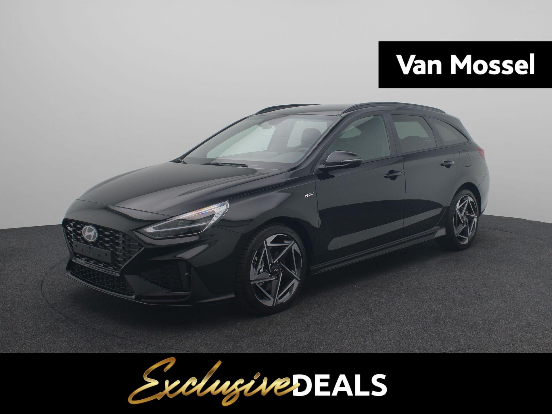 Hyundai i30 Wagon 1.5 T-GDi MHEV N Line | Stoelverwarming |, Auto's, Gebruikt, 4 cilinders, 610 kg, Zwart