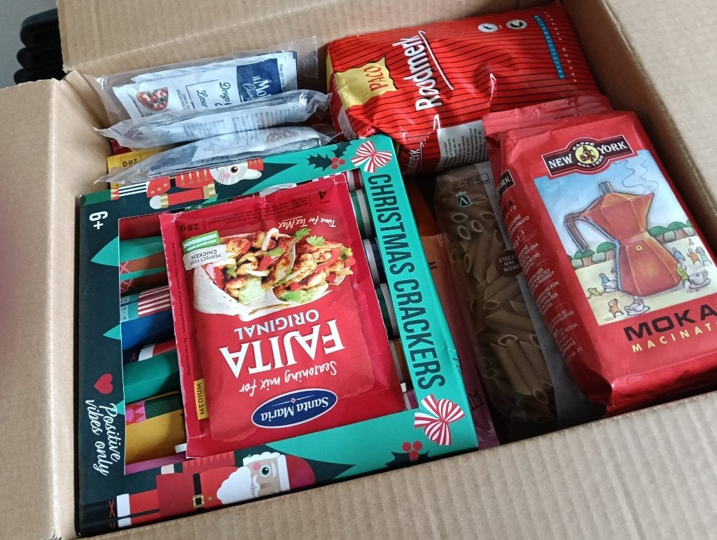 voedselpakket klein pakket, Diversen, Verzenden