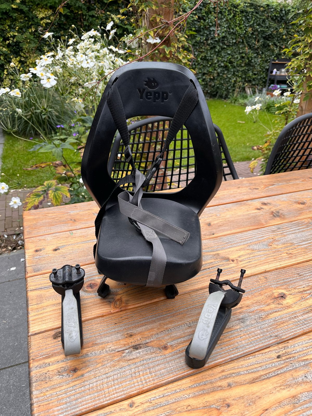 Yepp Junior Achterzitje met Voetsteuntjes - Gebruikt, Fietsen en Brommers, Ophalen, Gebruikt, Achterzitje, Voetsteuntjes