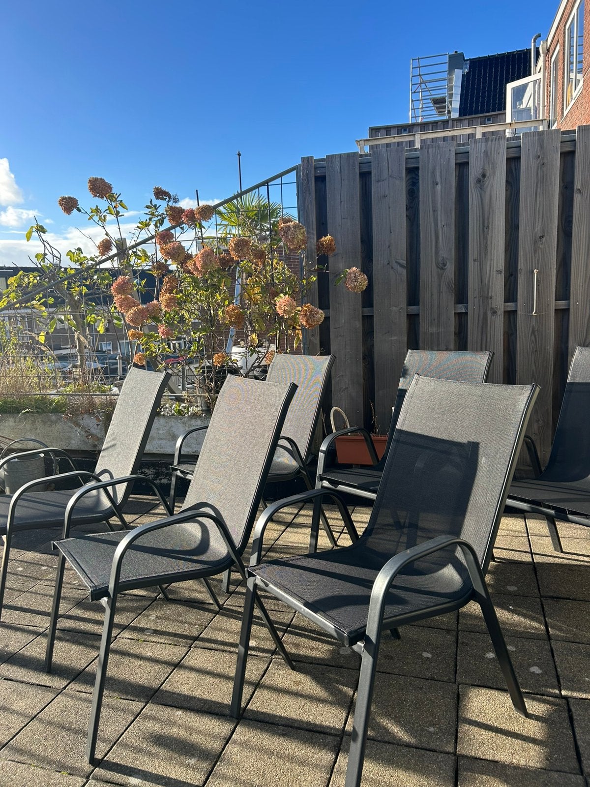 Tuinstoelen (6 stuks, Jysk & 1 jaar oud), Ophalen, Nieuw, Kunststof