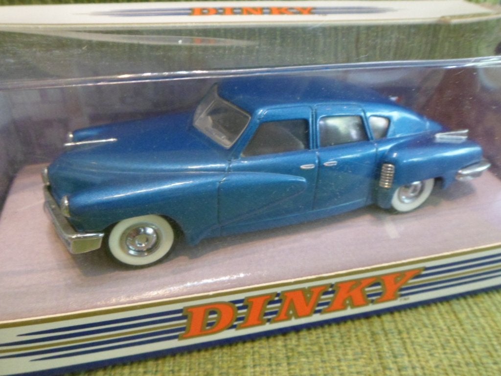 Dinky DY011B - Tucker Torpedo 1948 [blauw] 1/43 MIB, Hobby en Vrije tijd, Modelauto's | 1:43, Ophalen of Verzenden, Nieuw, Auto