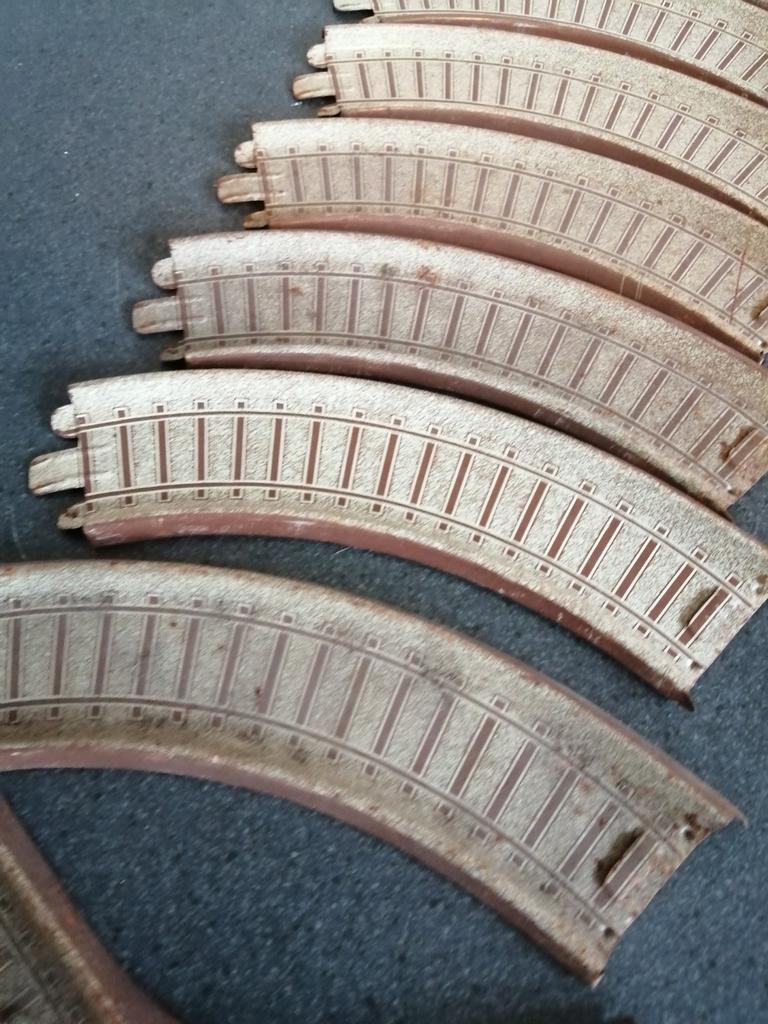 Losse oude blikken rails onderdelen nu 10 euro, Antiek en Kunst, Antiek | Speelgoed, Ophalen of Verzenden
