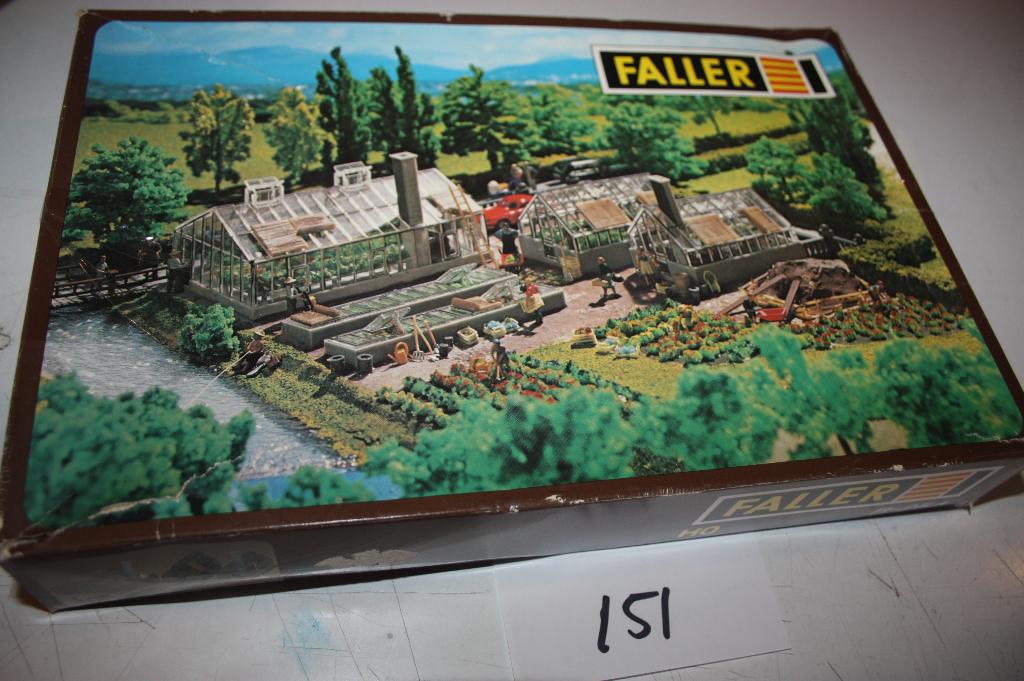 151:  Faller B-254: kassencomplex, Overige merken, Gelijkstroom of Wisselstroom, Zo goed als nieuw, Boek, Tijdschrift of Catalogus