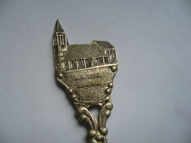 lepeltje MAURIK N.H. KERK, Verzenden, Zo goed als nieuw