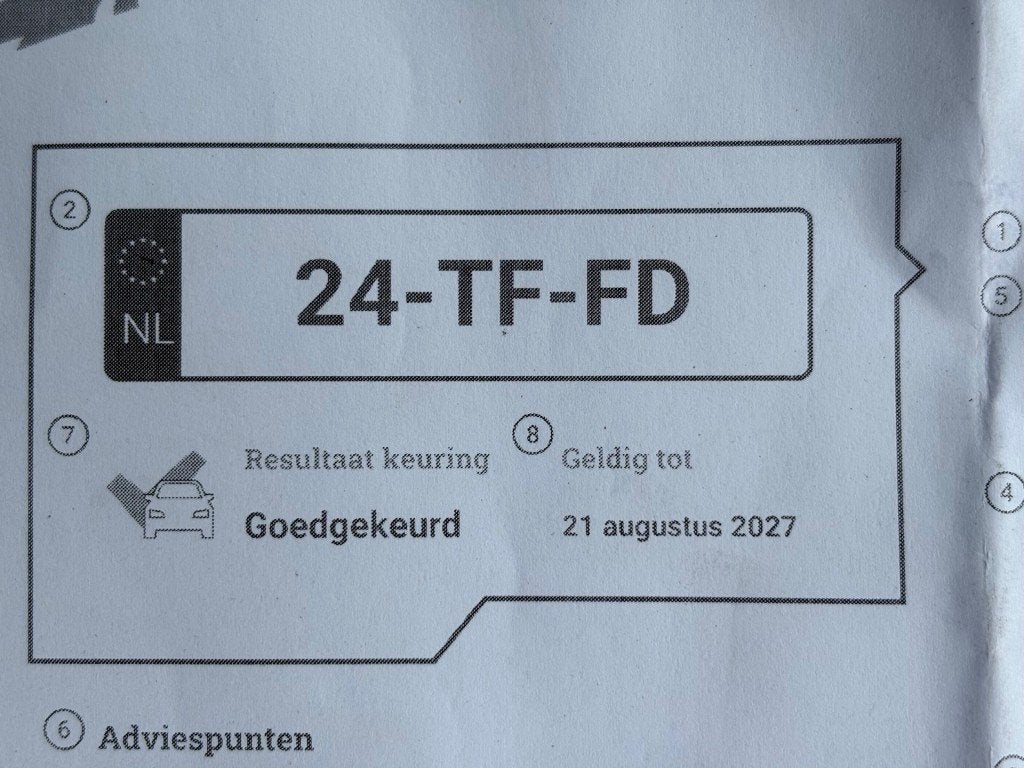 Toyota AYGO 1.0-12V + / APK 08-2027 / AIRCO / CV op Afstand, Voorwielaandrijving, Gebruikt, 4 stoelen, Origineel Nederlands