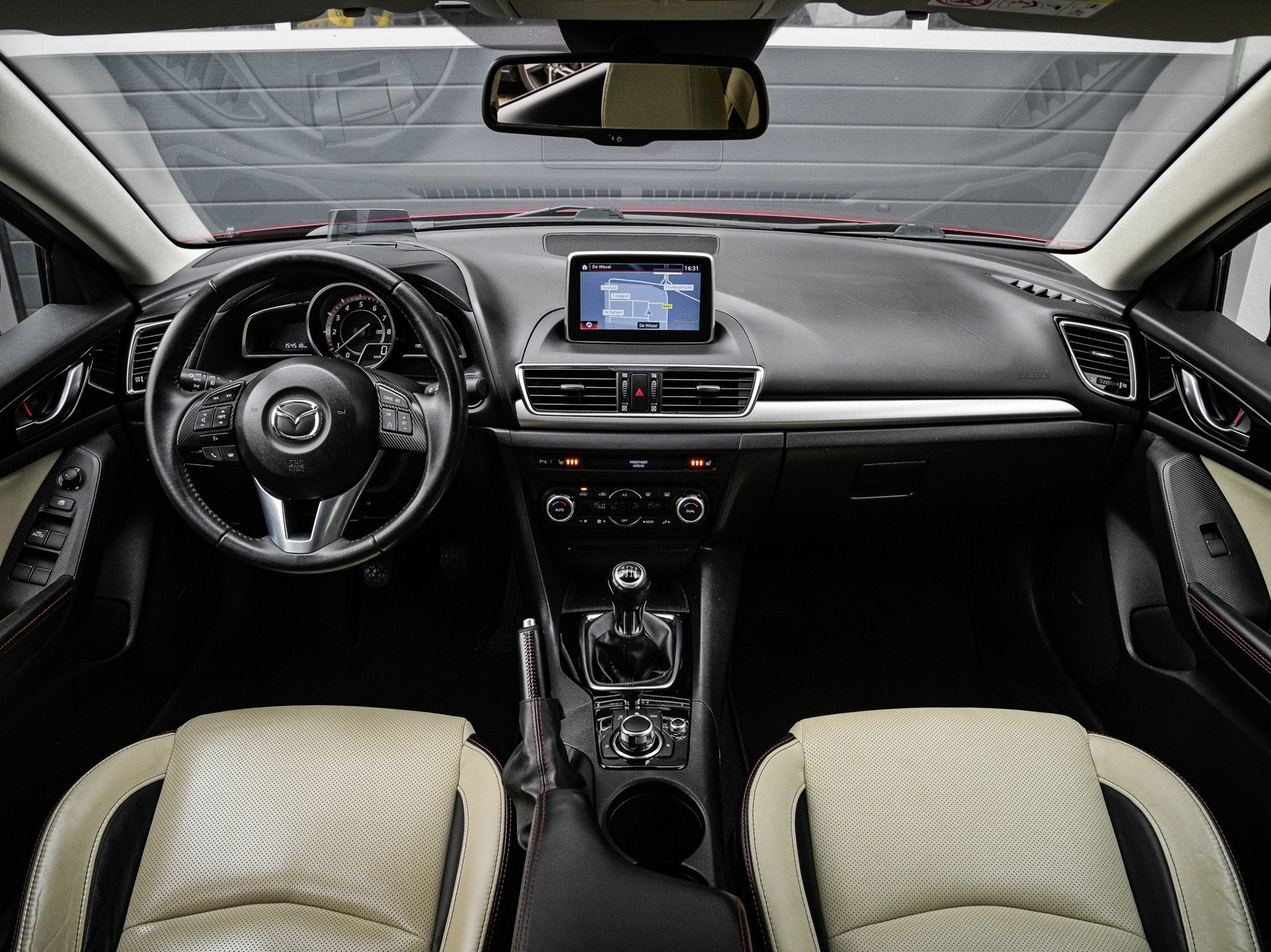 Mazda 3 2.0 GT-M | Leder | Xenon | Keyless | Head-up display, Auto's, Voorwielaandrijving, Gebruikt, 4 cilinders, Automatische klimaatregeling