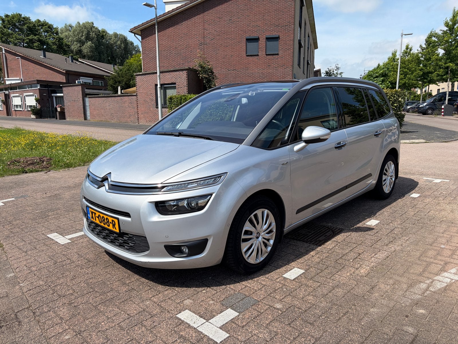 Citroën C4 (Grand) Picasso 1.6 E-thp Bva6 2015 Grijs, Auto's, Citroën, 4 cilinders, 7 stoelen, C4 (Grand) Picasso, Leder