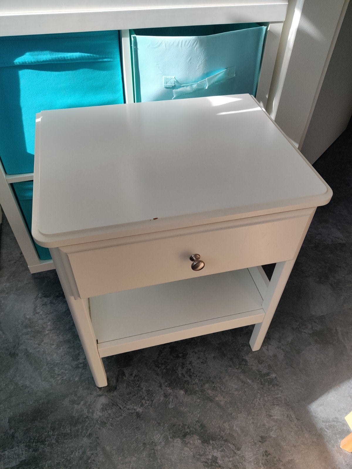 IKEA Tyssedal nightstand, Ophalen, Gebruikt, Minder dan 45 cm, 55 tot 70 cm