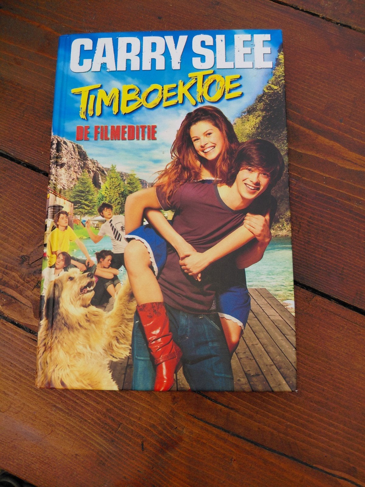 Gesigneerd boek Carry Slee - Timboektoe De Filmeditie, Ophalen of Verzenden, Zo goed als nieuw, Carry Slee, Fictie algemeen