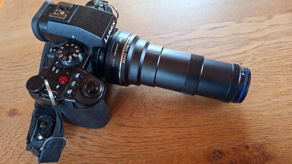 Laowa 2.5 - 5x inclusief mountring en lampje, Audio, Tv en Foto, Fotografie | Lenzen en Objectieven, Ophalen of Verzenden, Zo goed als nieuw