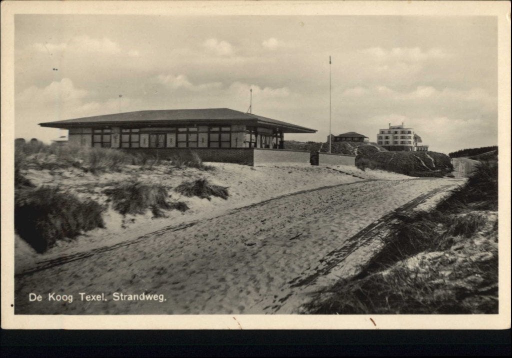 Texel De Koog Strandweg 1934., Verzamelen, Ansichtkaarten | Nederland, Ophalen, 1920 tot 1940, Gelopen, Waddeneilanden