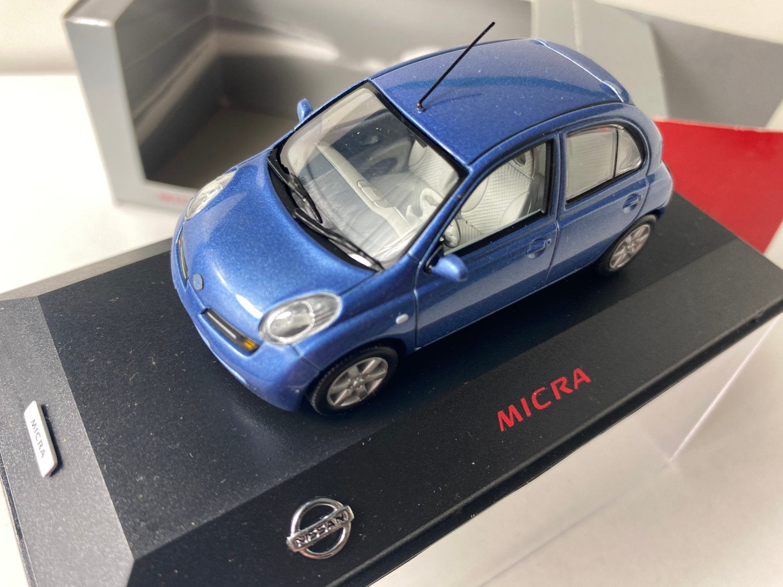 1:43 NISSAN MICRA-dealer promo-excellent in OVP, Ophalen of Verzenden, Nieuw, Auto, Overige merken