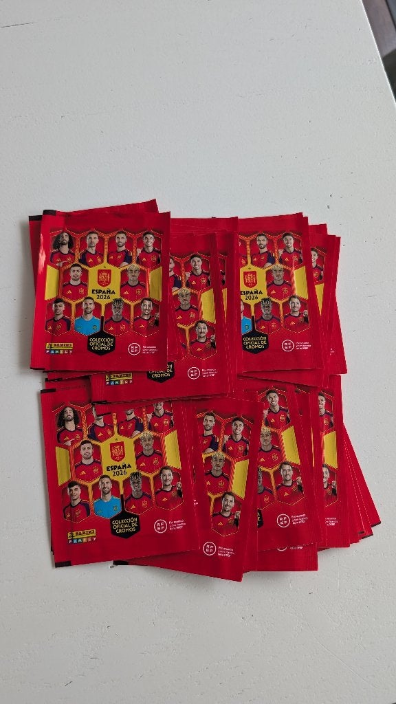 34 Panini-zakjes Wereldkampioen Spanje 2026, Verzamelen, Ophalen of Verzenden, Nieuw, Buitenlandse clubs, Poster, Plaatje of Sticker