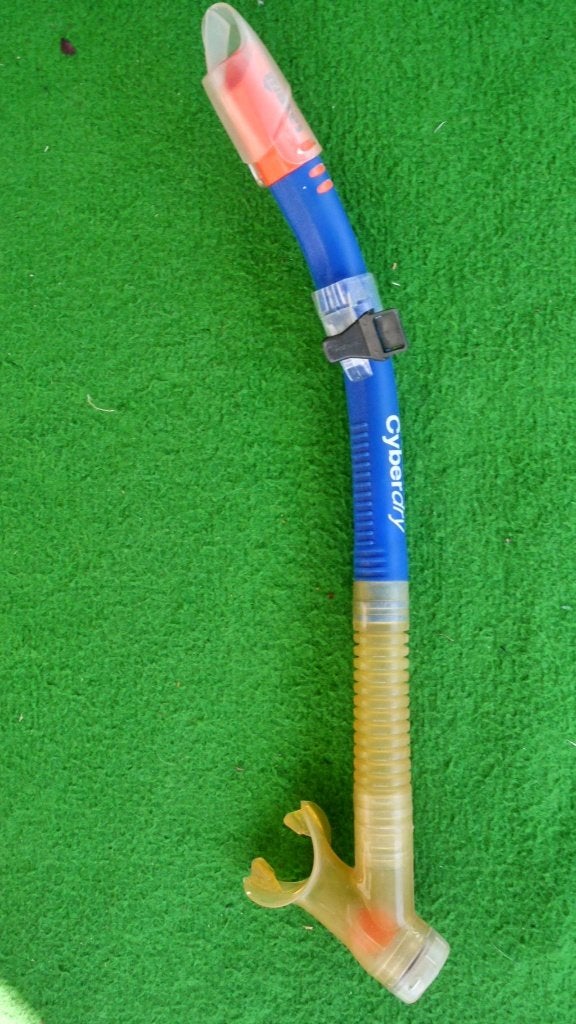 Luxe snorkel, met waterloosventiel, Mares "Cyberdry", Watersport en Boten, Snorkelen, Ophalen of Verzenden, Gebruikt, Snorkel