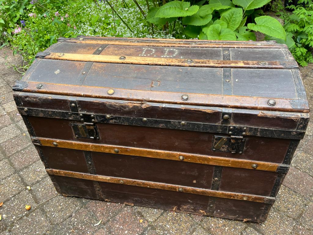 Antieke Reiskoffer / Scheepskist van Voorouders (95x65 cm), Ophalen