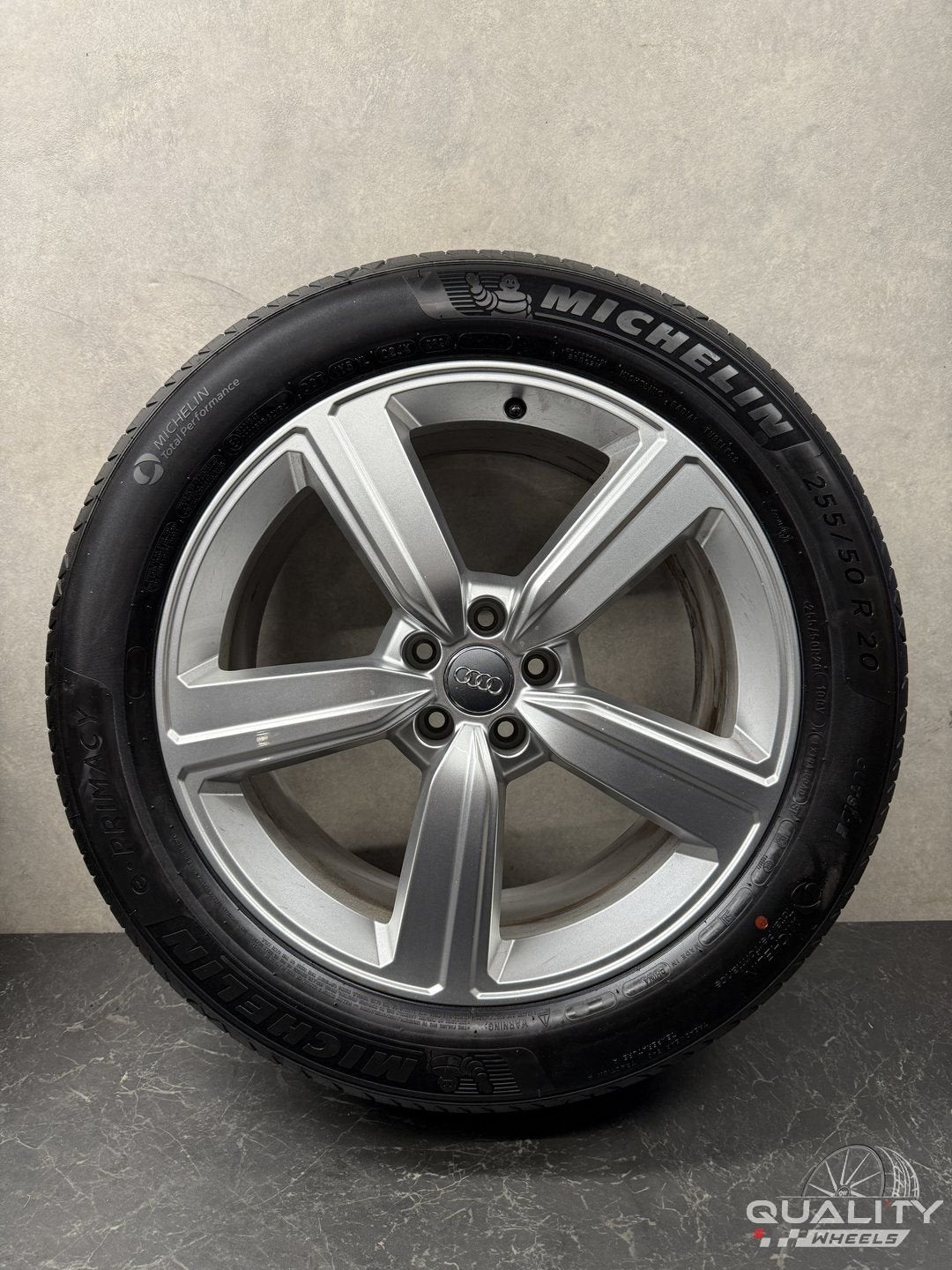 5x112 20” Audi E-Tron Quattro DEMO Velgen + Banden 255/50/20, Auto-onderdelen, Gebruikt, 255 mm, -, -