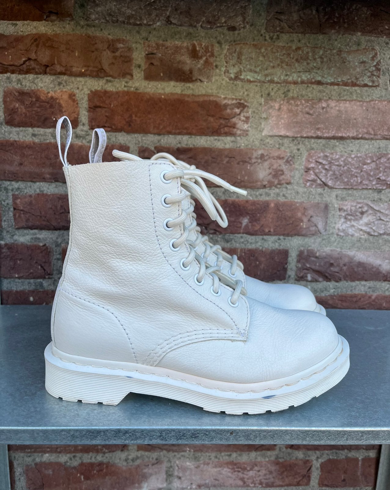 Dr. Martens 1460 Pascal mono wit maat 37, Dr. Martens, Docs, Wit, Docs