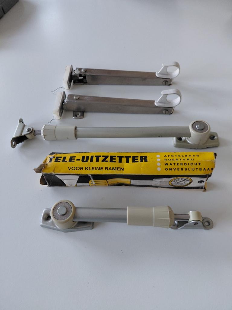Raamuitzetter Wepewe Assa 4 stuks, Ophalen of Verzenden, Zo goed als nieuw