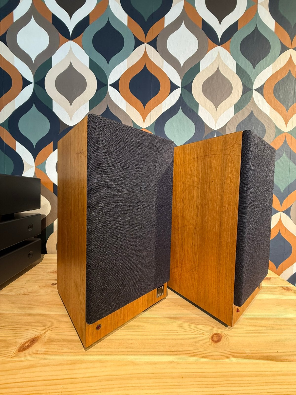 KEF Reference 101, mooie staat, met garantie, Audio, Tv en Foto, Contact@vintageaudiobreda.nl, Zo goed als nieuw, KEF, Bosschendijk 193b, Oudenbosch