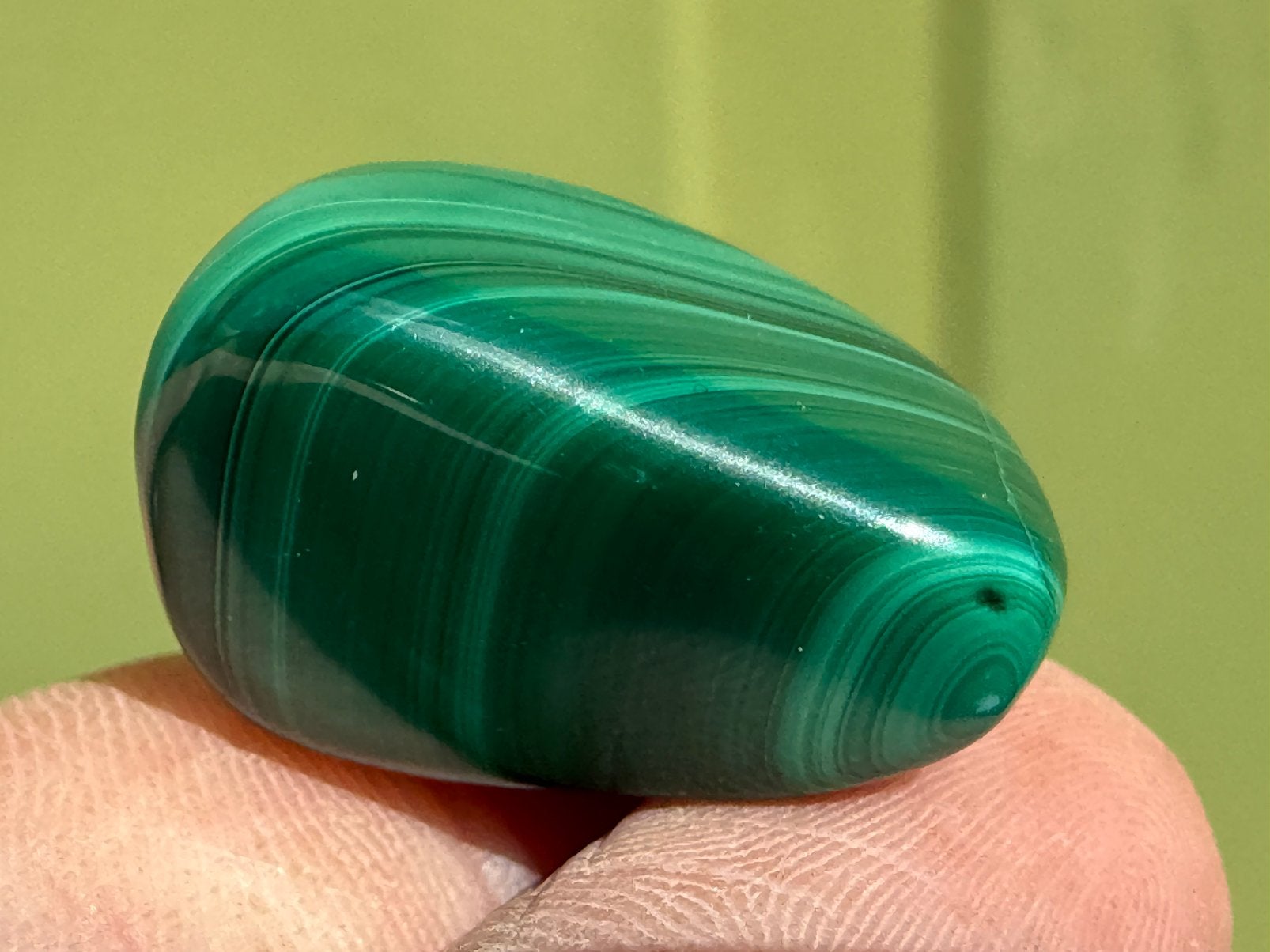 Malachiet broekzaksteen mineralen edelstenen, Verzamelen, Mineralen en Fossielen, Ophalen of Verzenden, Mineraal
