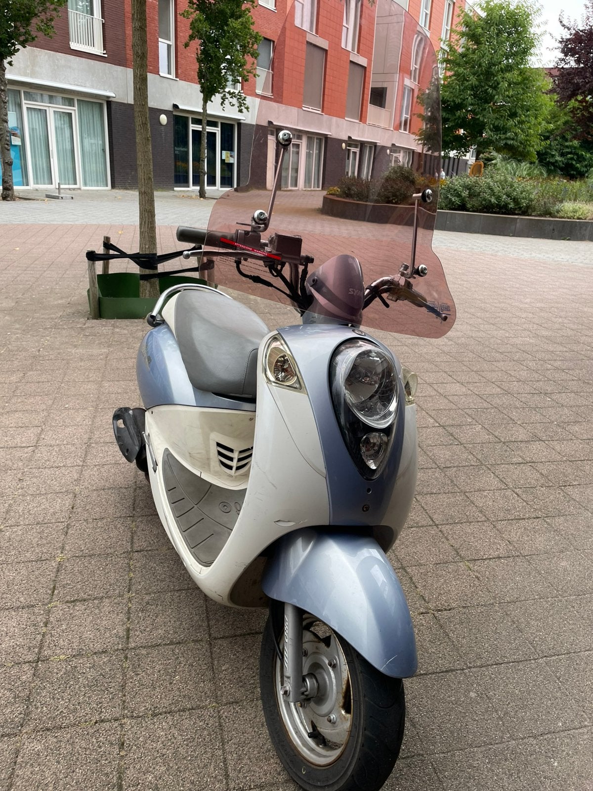 Sym mio 50 ALLEEN TERUIL MET ZIP, Fietsen en Brommers, Scooters | SYM, Ophalen, Zo goed als nieuw, Benzine, Mio