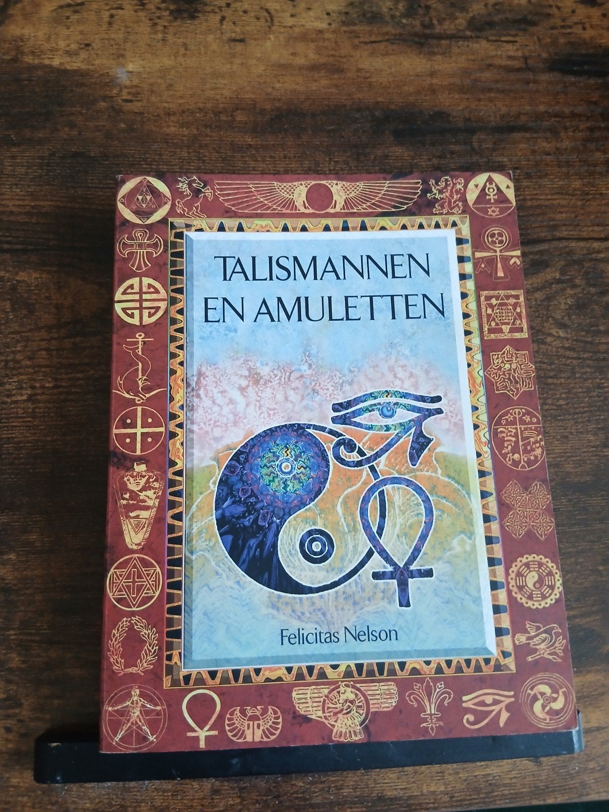 Talisman en Amuletten - Felicitas Nelson, Boeken, Achtergrond en Informatie, Spiritualiteit algemeen, Felicitas Nelson, Ophalen of Verzenden