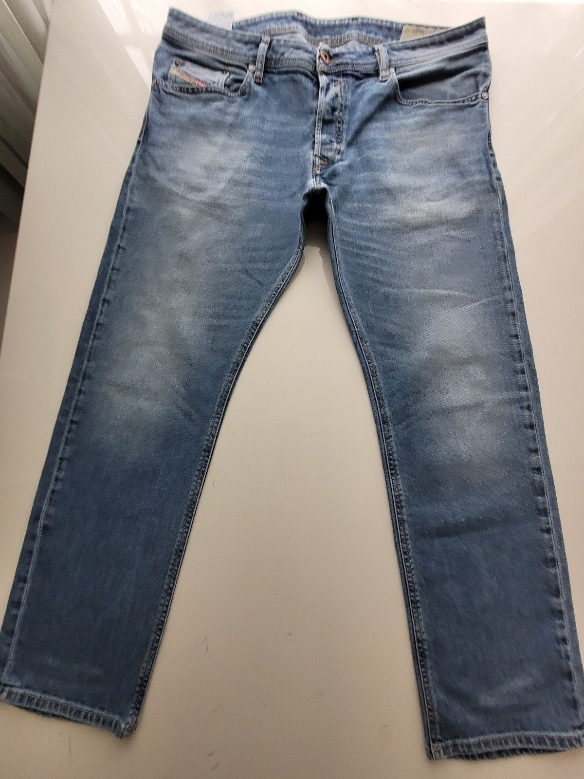 CLASSIC DIESEL WAYKEE STRAIGHT STRETCH JEANS SIZE 36/30, Kleding | Heren, Spijkerbroeken en Jeans, W36 - W38 (confectie 52/54)