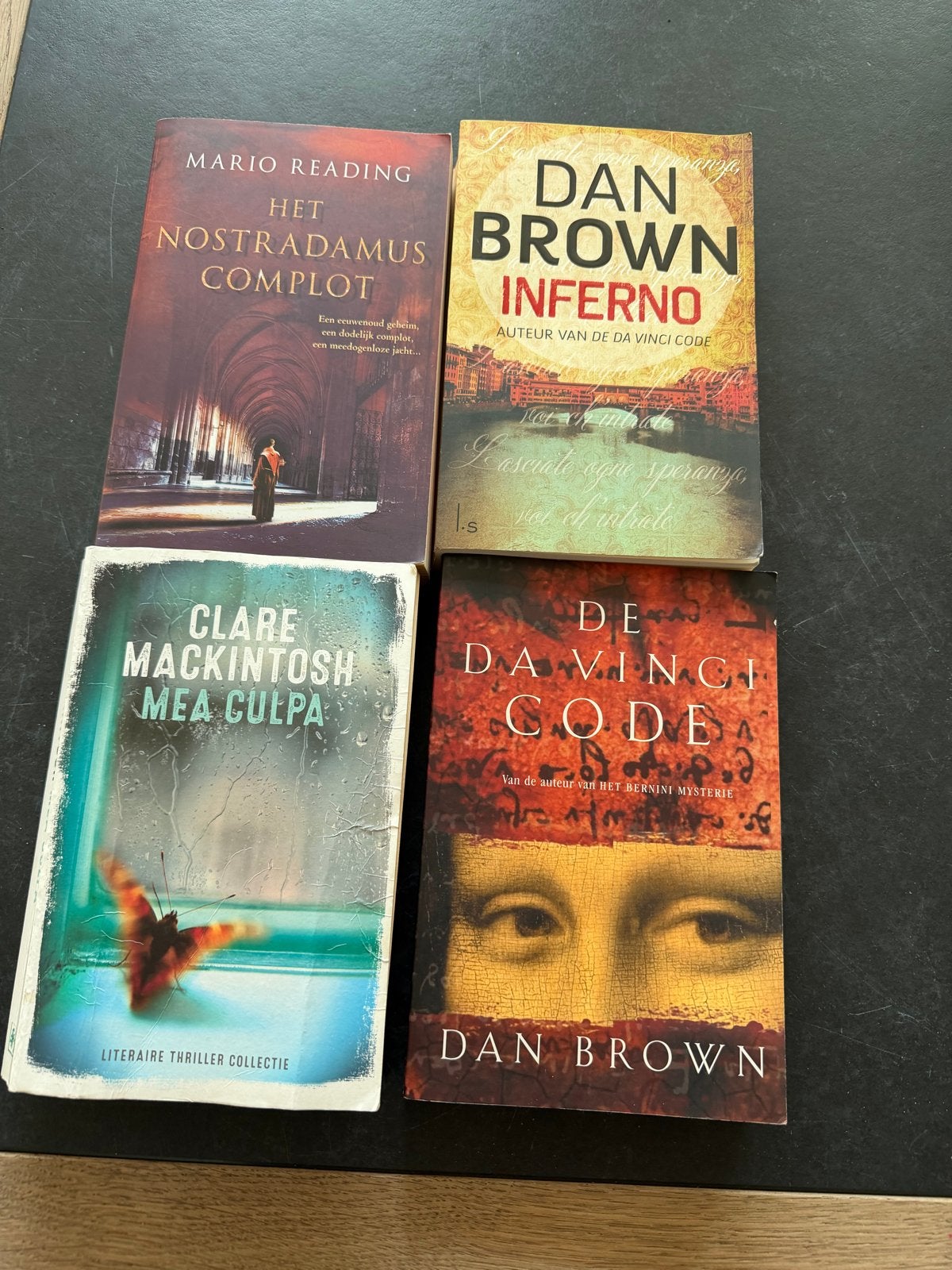 Thriller Boekenpakket: Dan Brown, Mario Reading, Clare Macki, Ophalen of Verzenden, Gelezen, Europa overig