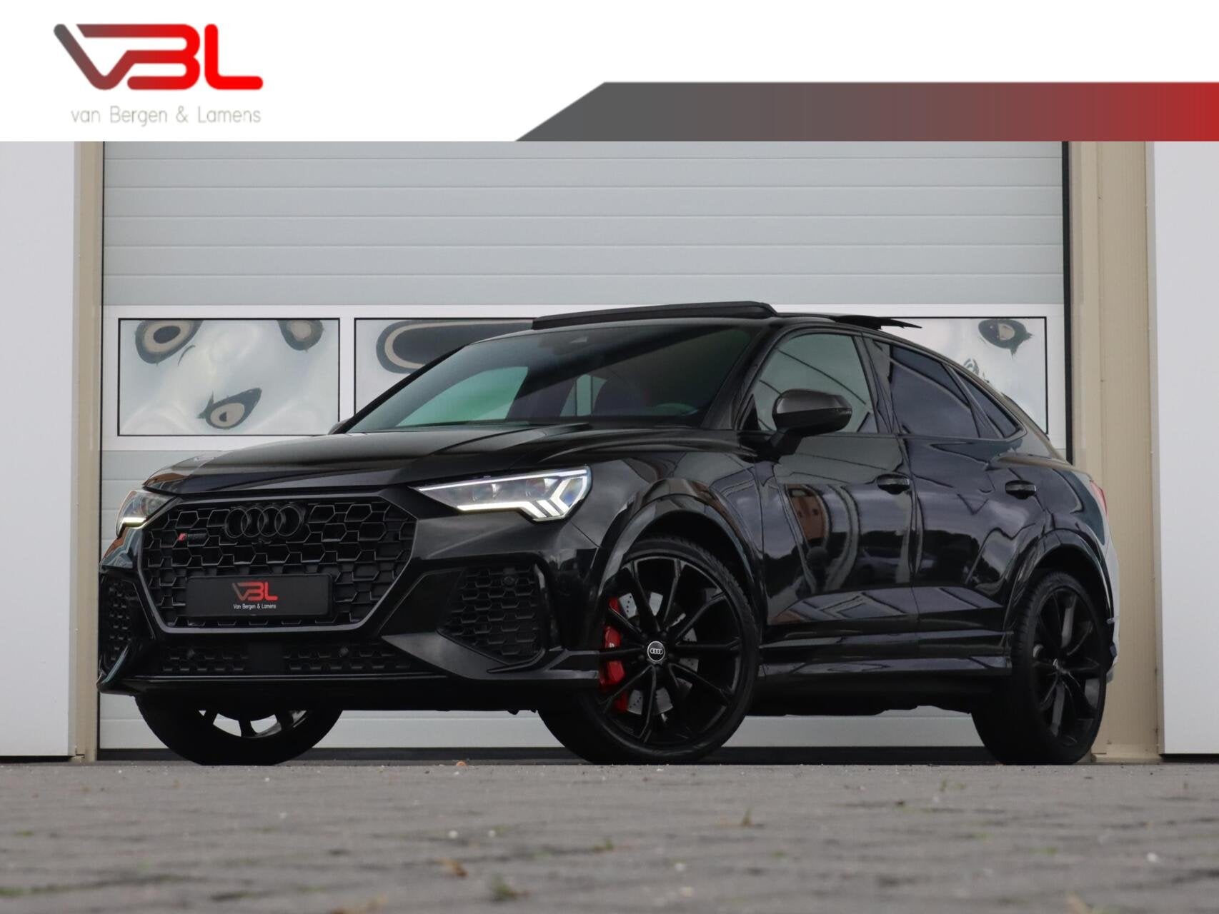 Audi RS Q3 2.5 TFSI 400PK | TOP STAAT | Panoramadak | 21inch, Automaat, Gebruikt, 1675 kg, Met garantie (alle)