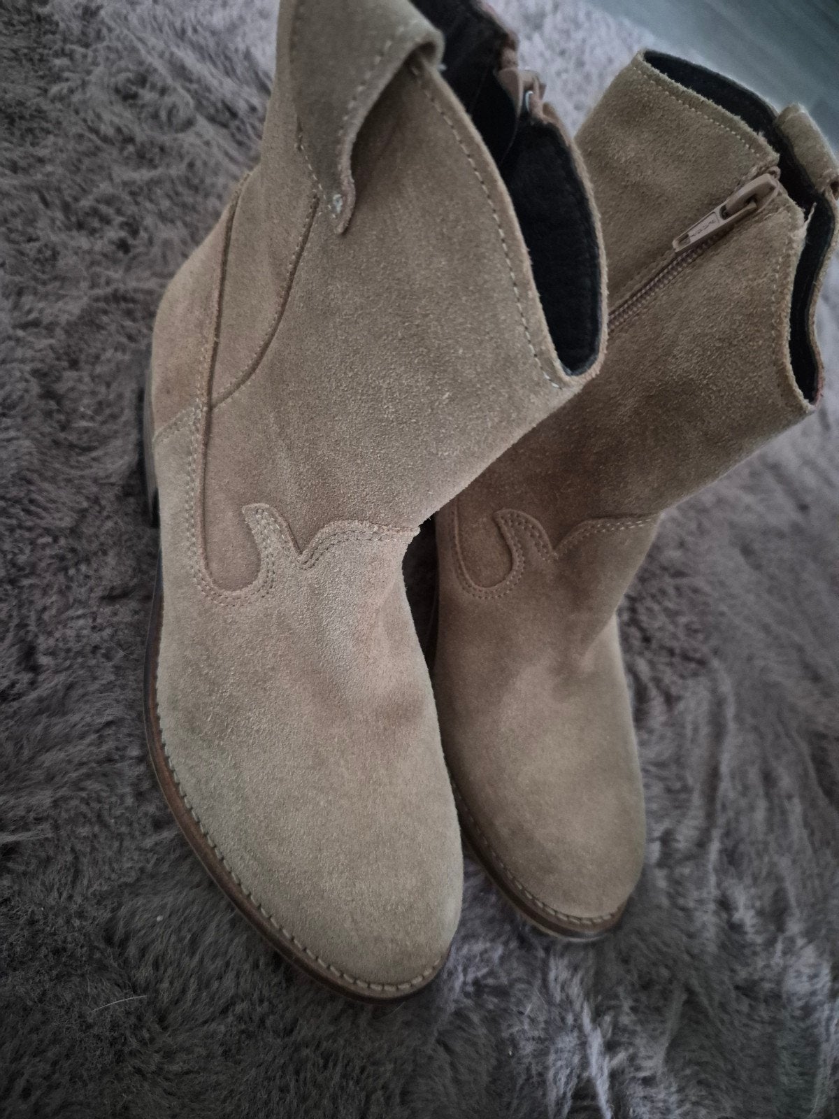 Ann Rocks enkellaarsjes suede 36, Ophalen of Verzenden