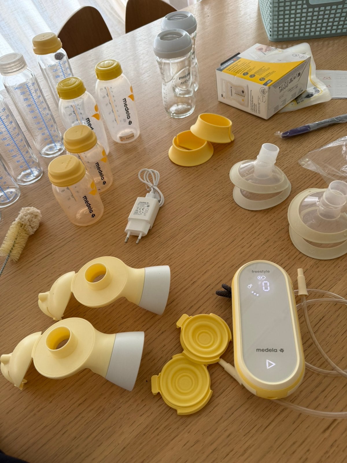 Medela Freestyle elektrische kolf, Gebruikt, Medela, Borstkolf, Ophalen of Verzenden