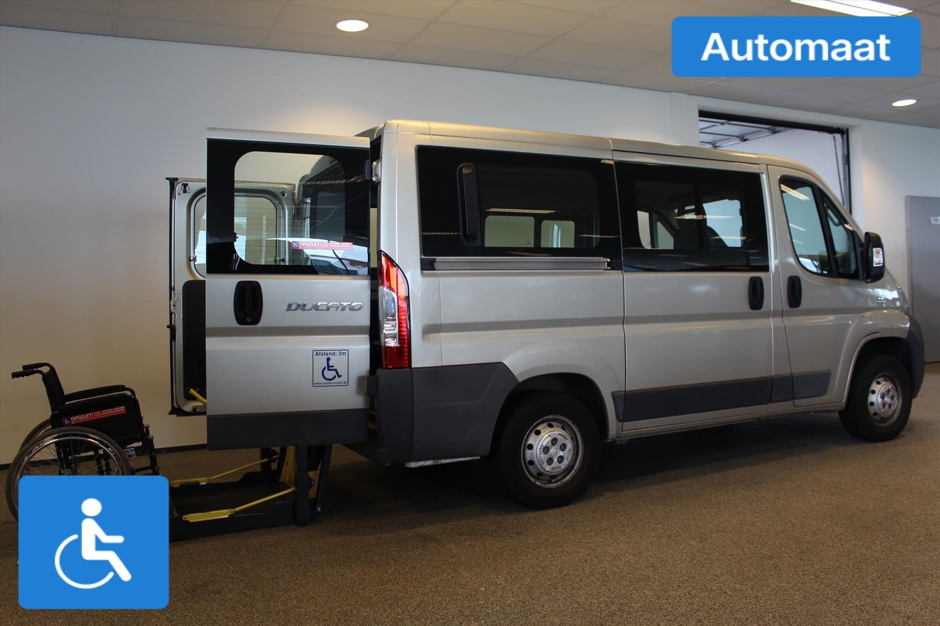 Fiat Ducato L1H1 Rolstoelbus Automaat, Auto's, 13 km/l, 12 maanden, Stof, Gebruikt