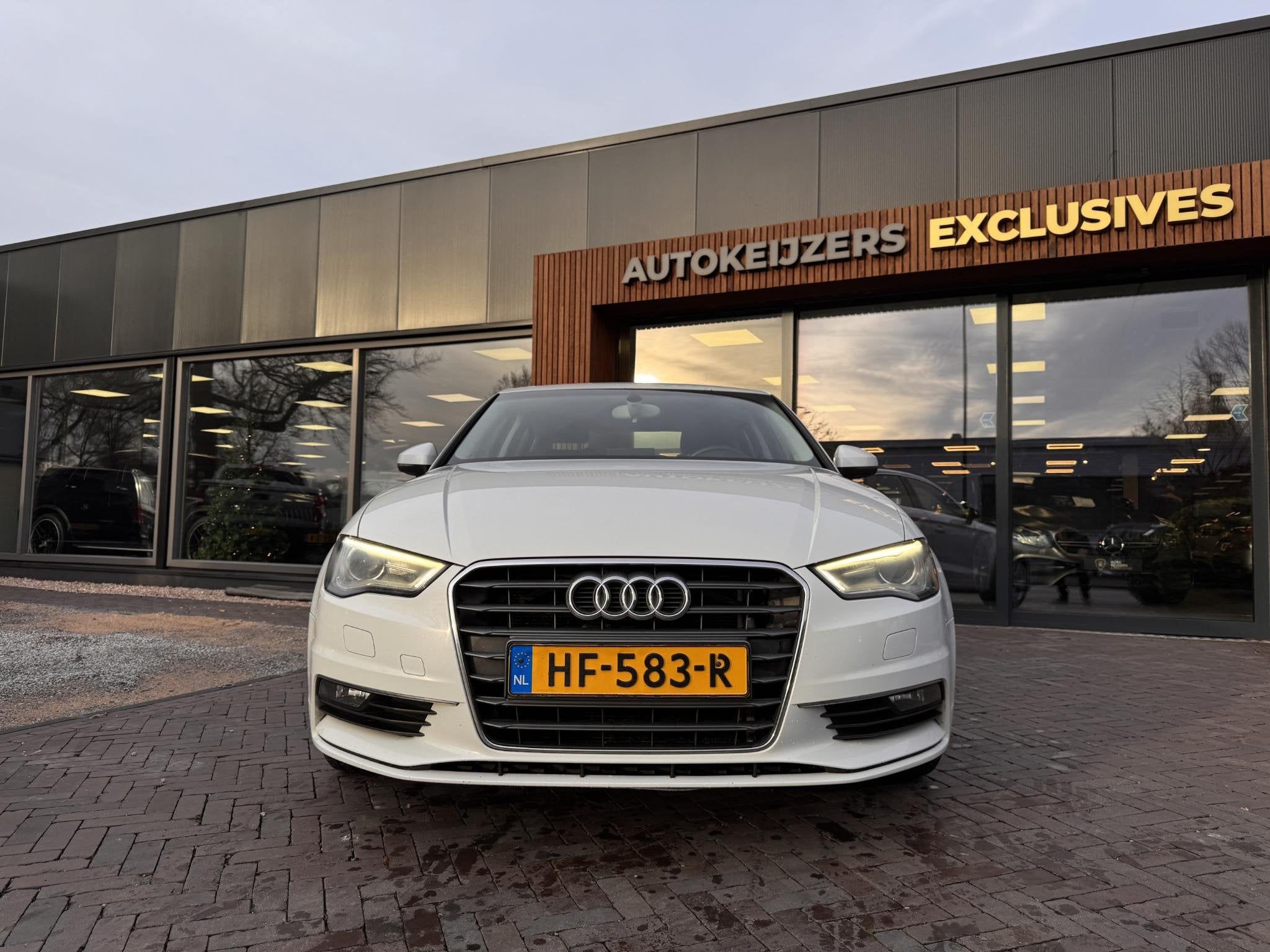 Audi A3 Limousine 1.4 TFSI CoD Ambition, Auto's, Stof, Gebruikt, Euro 6, 4 cilinders