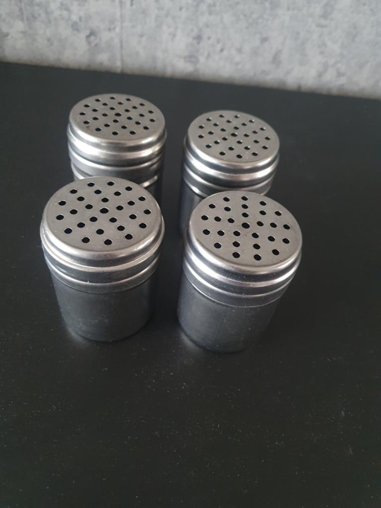 Set van 4 nieuwe strooipotjes, Ophalen of Verzenden, Nieuw