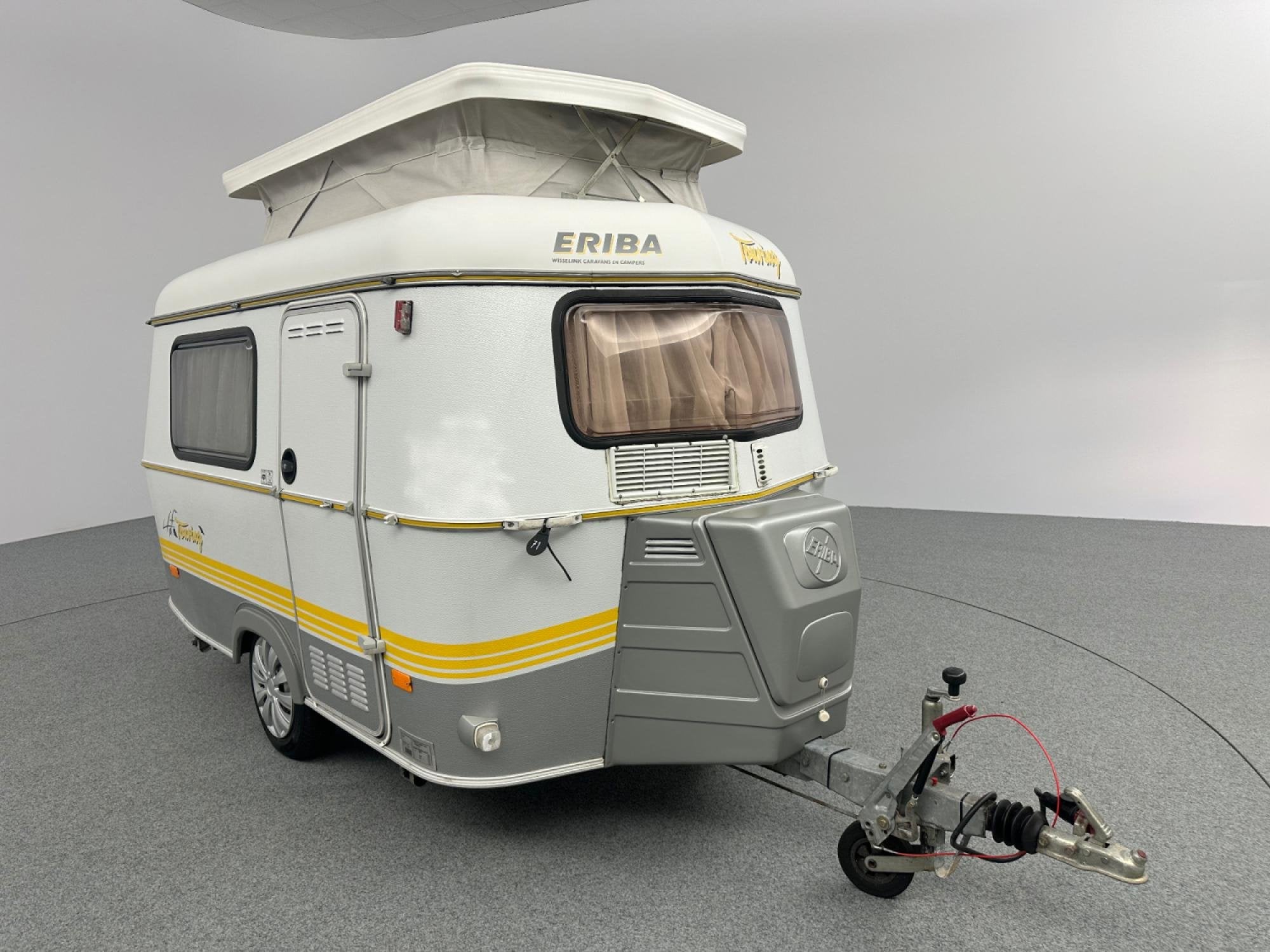 Eriba Touring Puck Classic <750 kg Luifel, Koelkast, Tot en met 2, Bedrijf, 500 - 750 kg