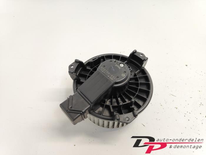 Kachel Ventilatiemotor van een Suzuki Swift, Auto-onderdelen, Gebruikt, -, -, Ophalen of Verzenden