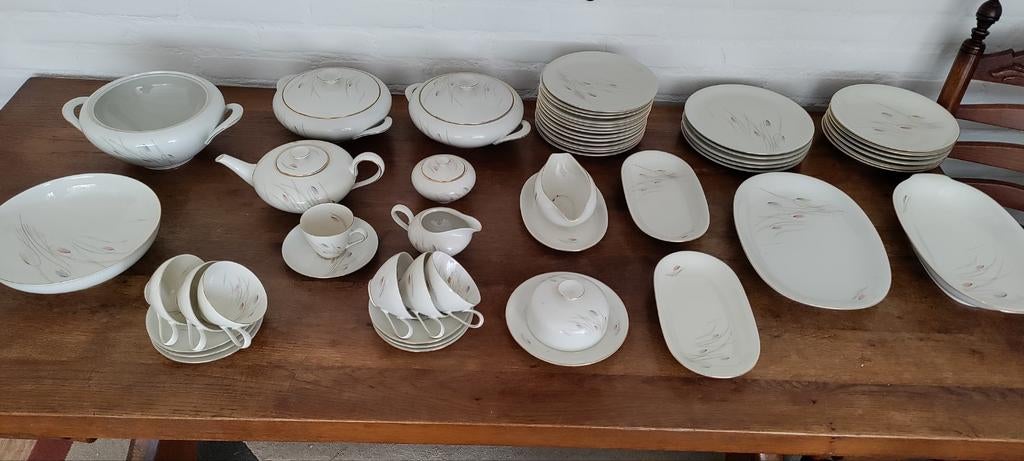 KPM Krister Rosenthal 44 delig servies, Ophalen, Zo goed als nieuw, Overige stijlen, Porselein