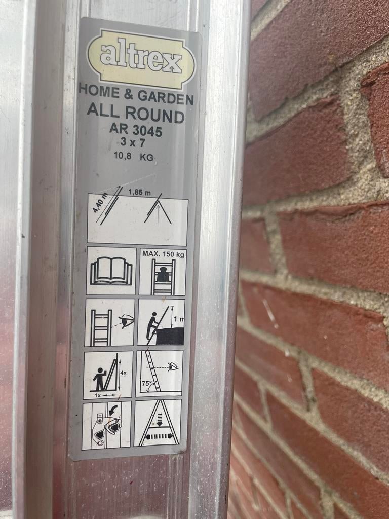 Altrex 3 x 7 ladder, Doe-het-zelf en Verbouw, Ladders en Trappen, Ophalen, Zo goed als nieuw, 4 meter of meer