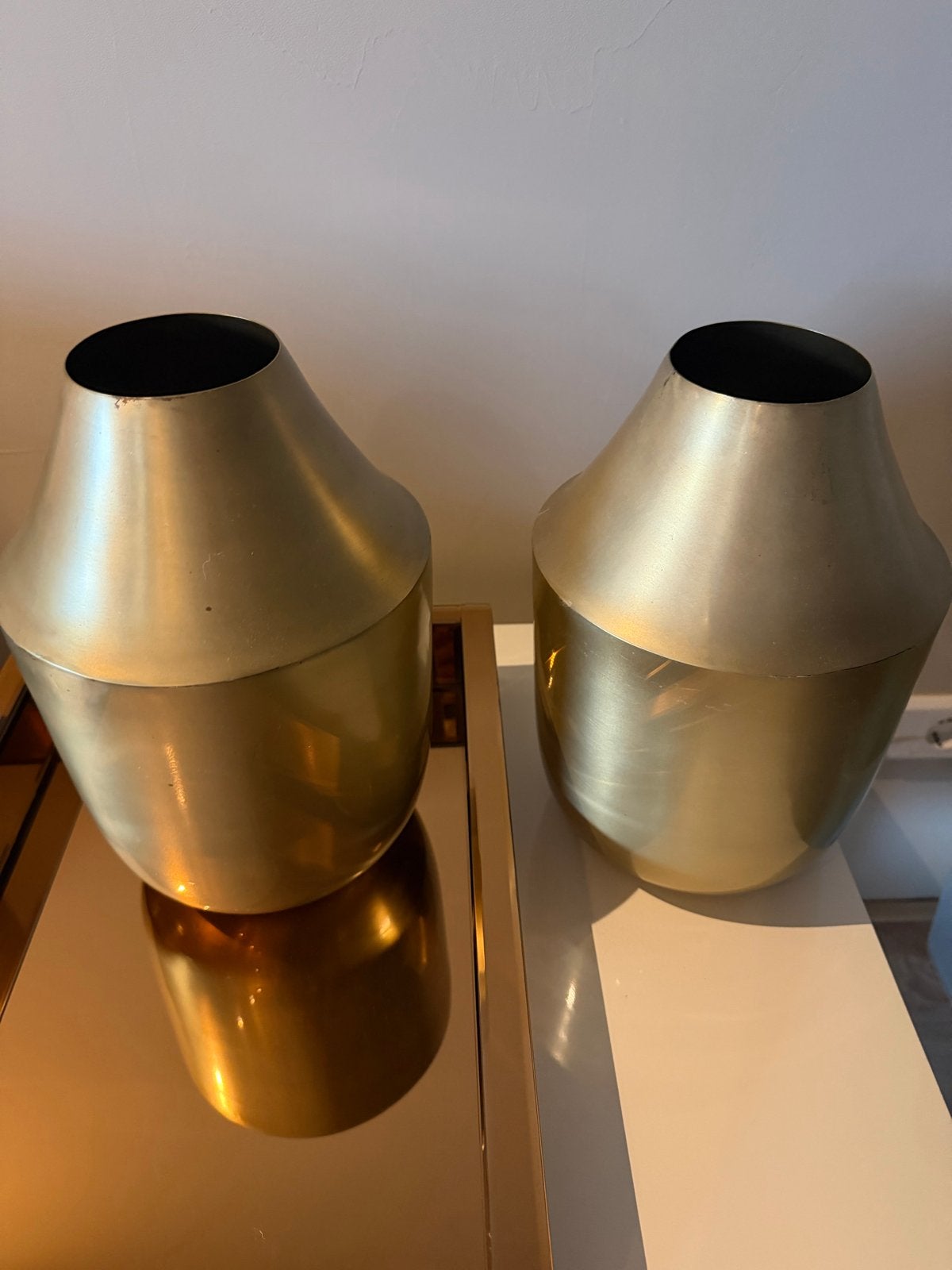 Set van 2 gouden vazen, Ophalen
