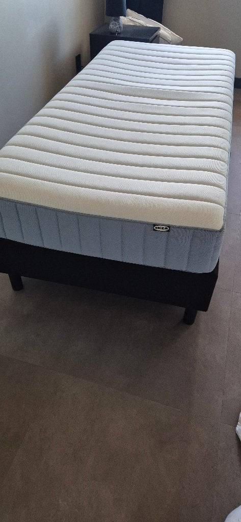 Eenpersoons Boxspring met nieuw matras, Ophalen, Gebruikt, 90 cm, Eenpersoons