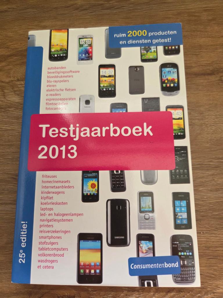Testjaarboek 2013 Consumentenbond - Producttests, Ophalen of Verzenden, Zo goed als nieuw, Overige typen