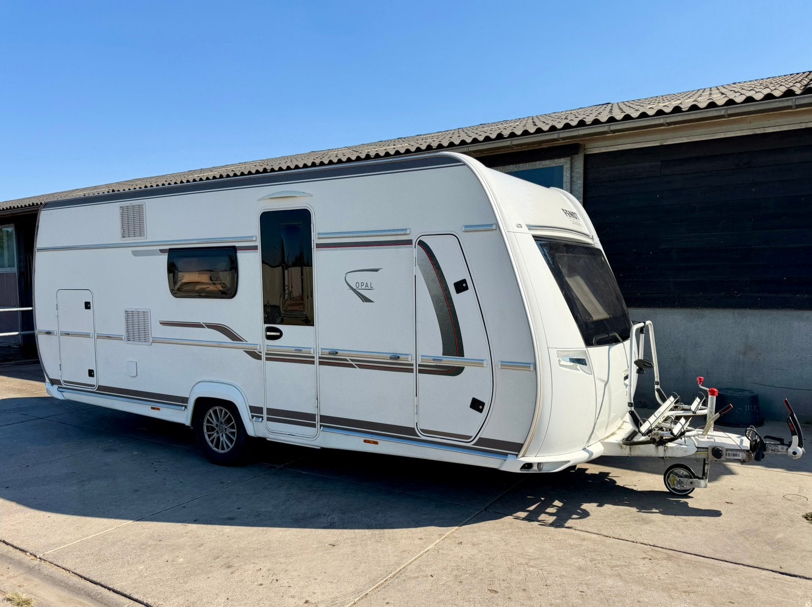 Fendt Opal 515 SKF | Stapelbed, Mover, Autark, 2 Voortenten, Caravans en Kamperen, Caravans, Omvormbare zithoek, Bedrijf, Treinzit