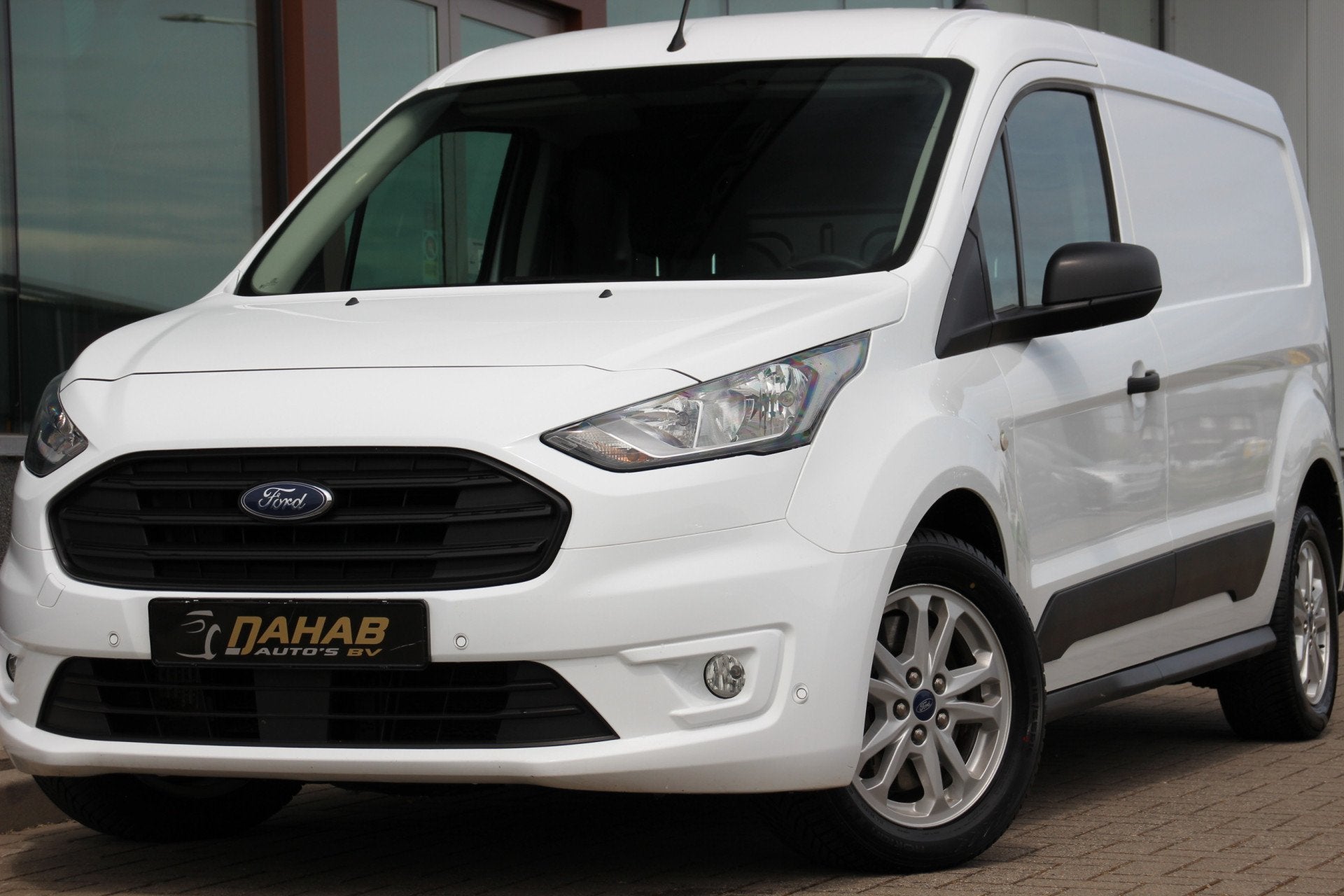 Ford Transit Connect 1.5 EcoBlue L2 Trend | Stoelverwarming, Voorwielaandrijving, 1350 kg, Gebruikt, 4 cilinders